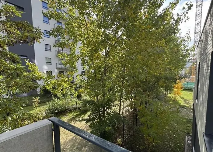 Apartament Aura *